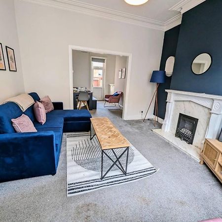 Spacious And Homey 4 Bedroom House Bishop Auckland Exterior photo